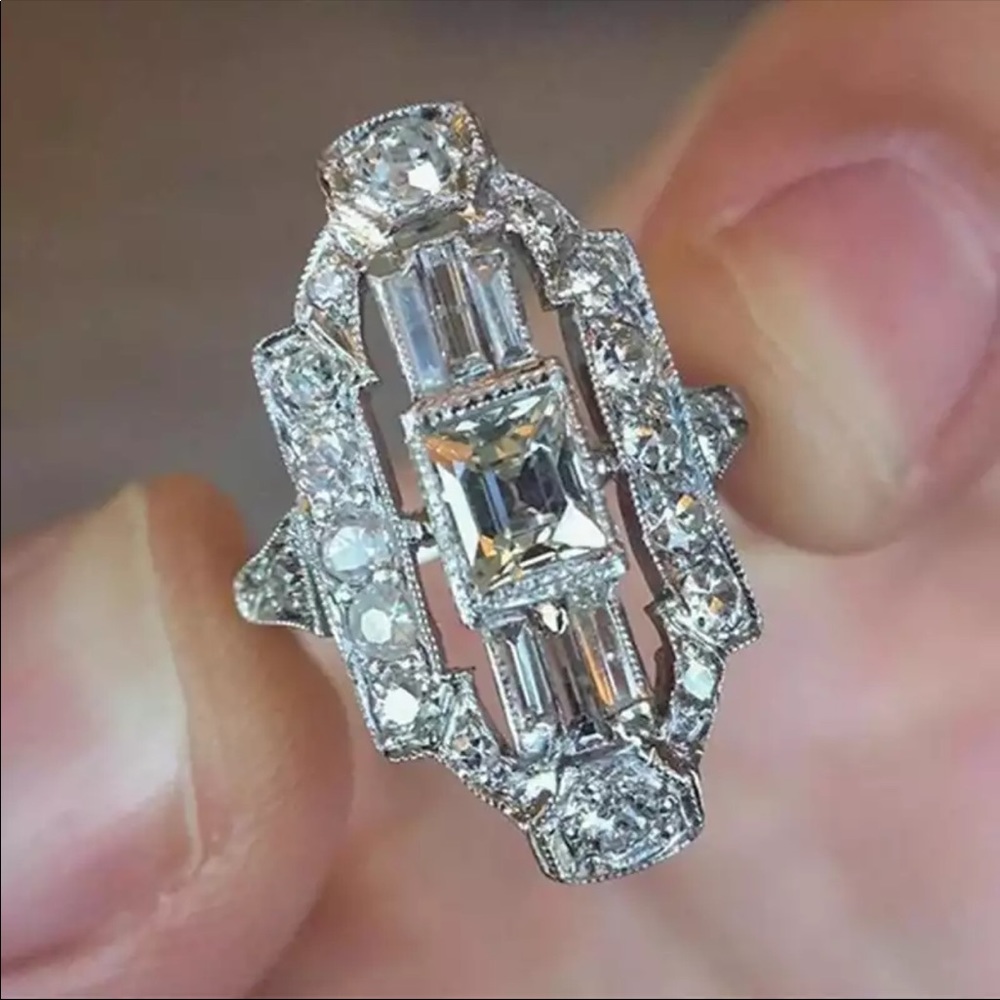 New Women’s 925 Silver Beautiful Diamond Ring - Picture 1 of 2